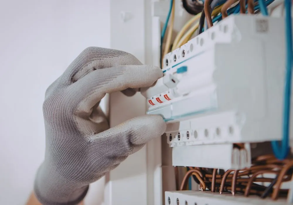 circuit repair in Lynnwood