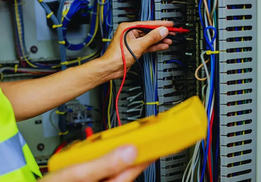circuit repair near Lynnwood